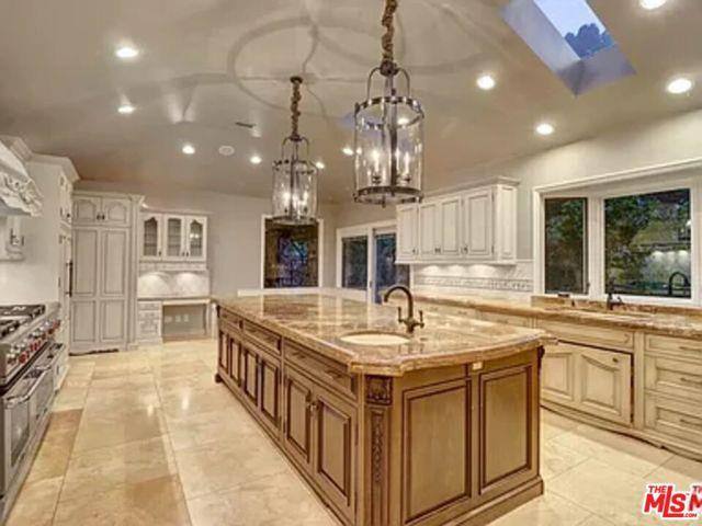 House for rent at 1681 Stone Canyon Rd, Los Angeles, CA 90077