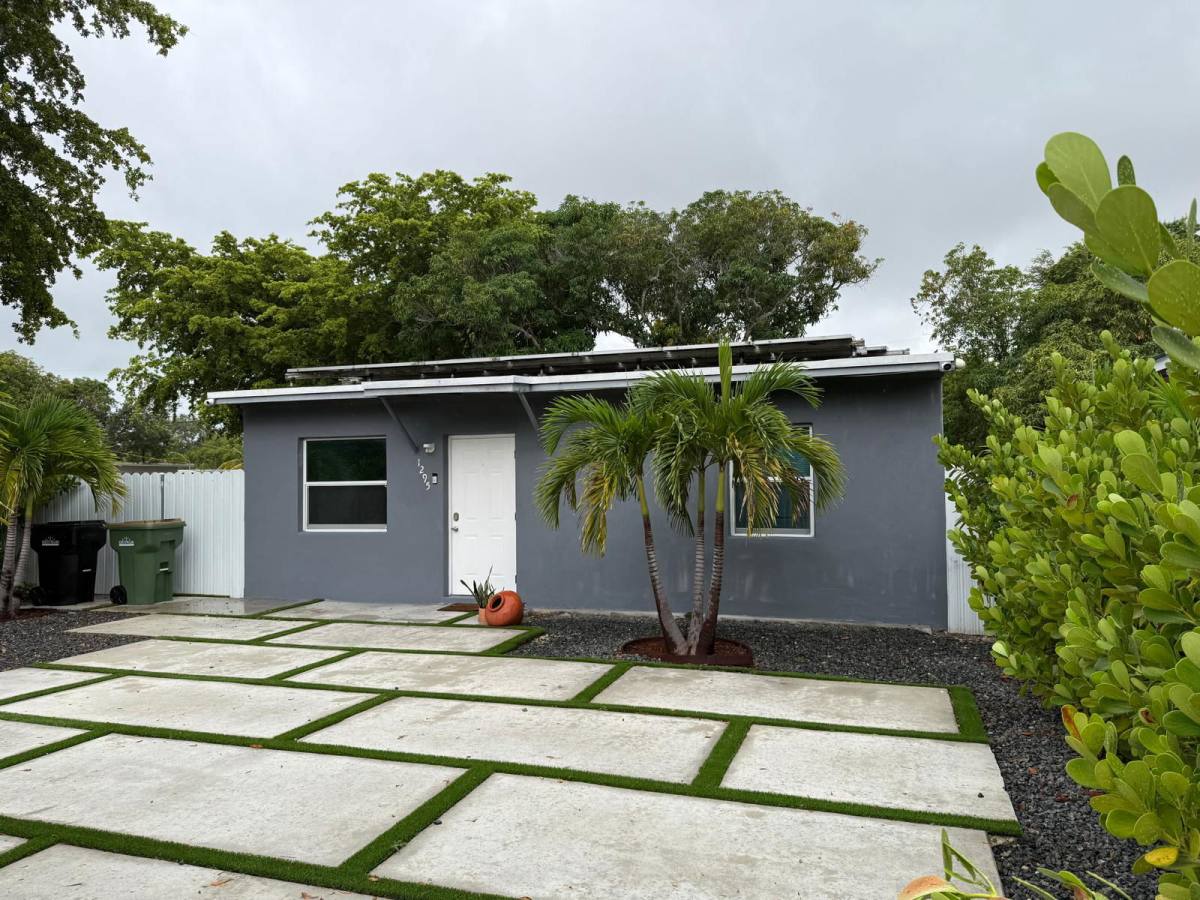 House for rent at 1295 NW 122nd St, Miami, FL 33167