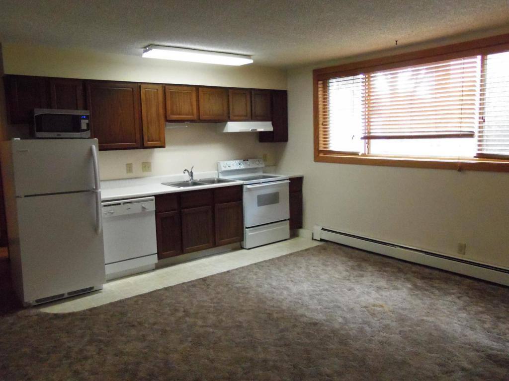 Apartment for rent at 701 S 11th St #6, Lincoln, NE 68508