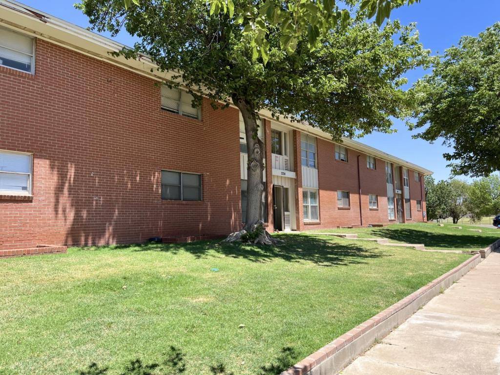 Apartment for rent at 1706 26th St, Lubbock, TX 79411