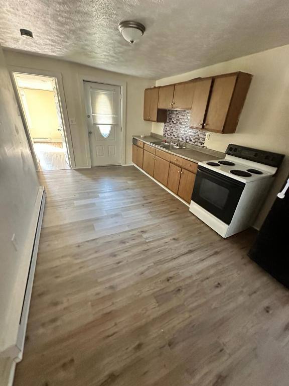 Apartment for rent at 17 Bridge St #19B, Ware, MA 01082