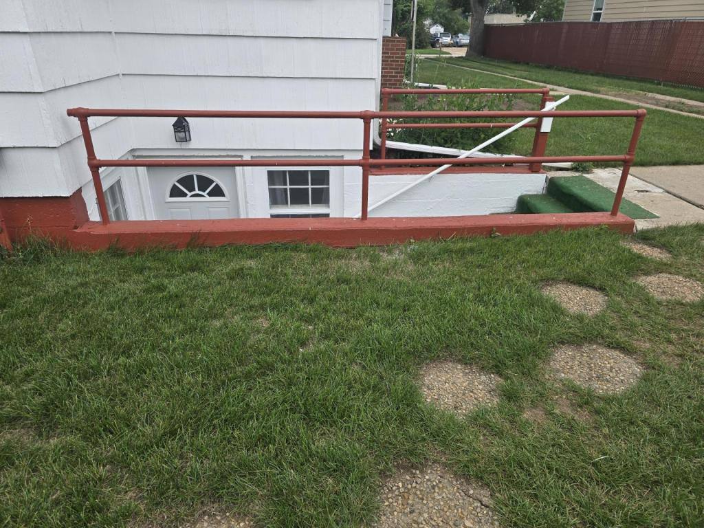 Apartment for rent at 510 1 2 E Watertown St, Rapid City, SD 57701