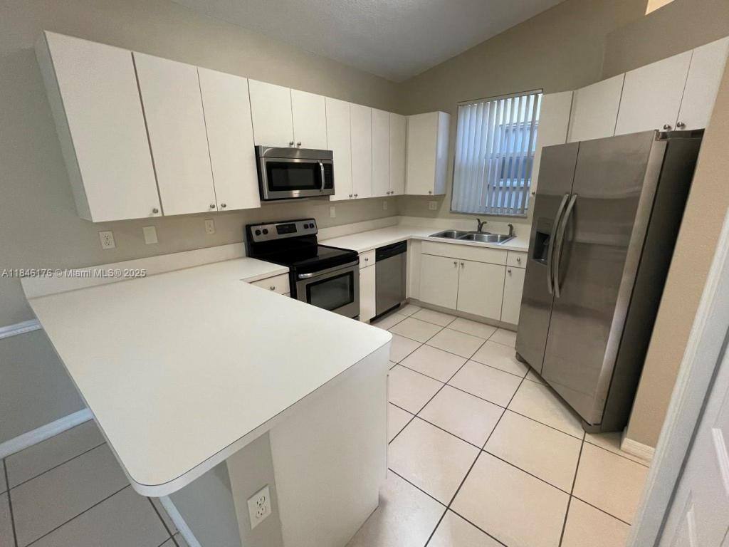 House for rent at 2030 NW 98th Terrace, Hollywood, FL 33024
