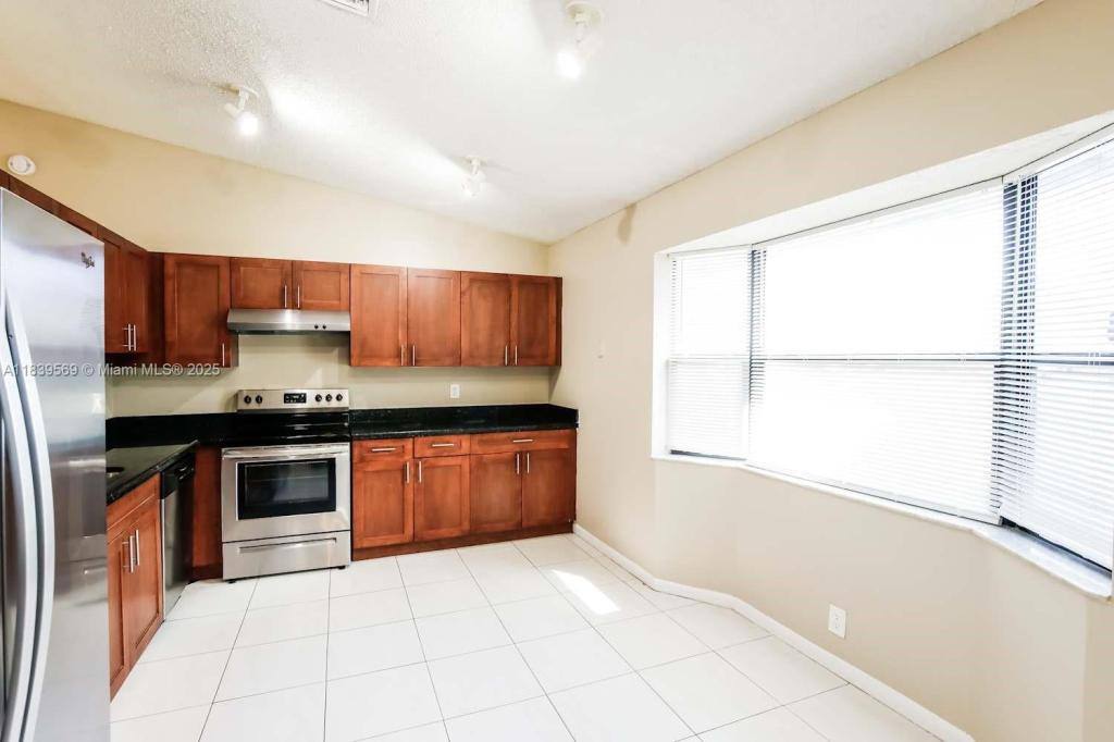 House for rent at 7600 NW 88th Circle, Fort Lauderdale, FL 33321
