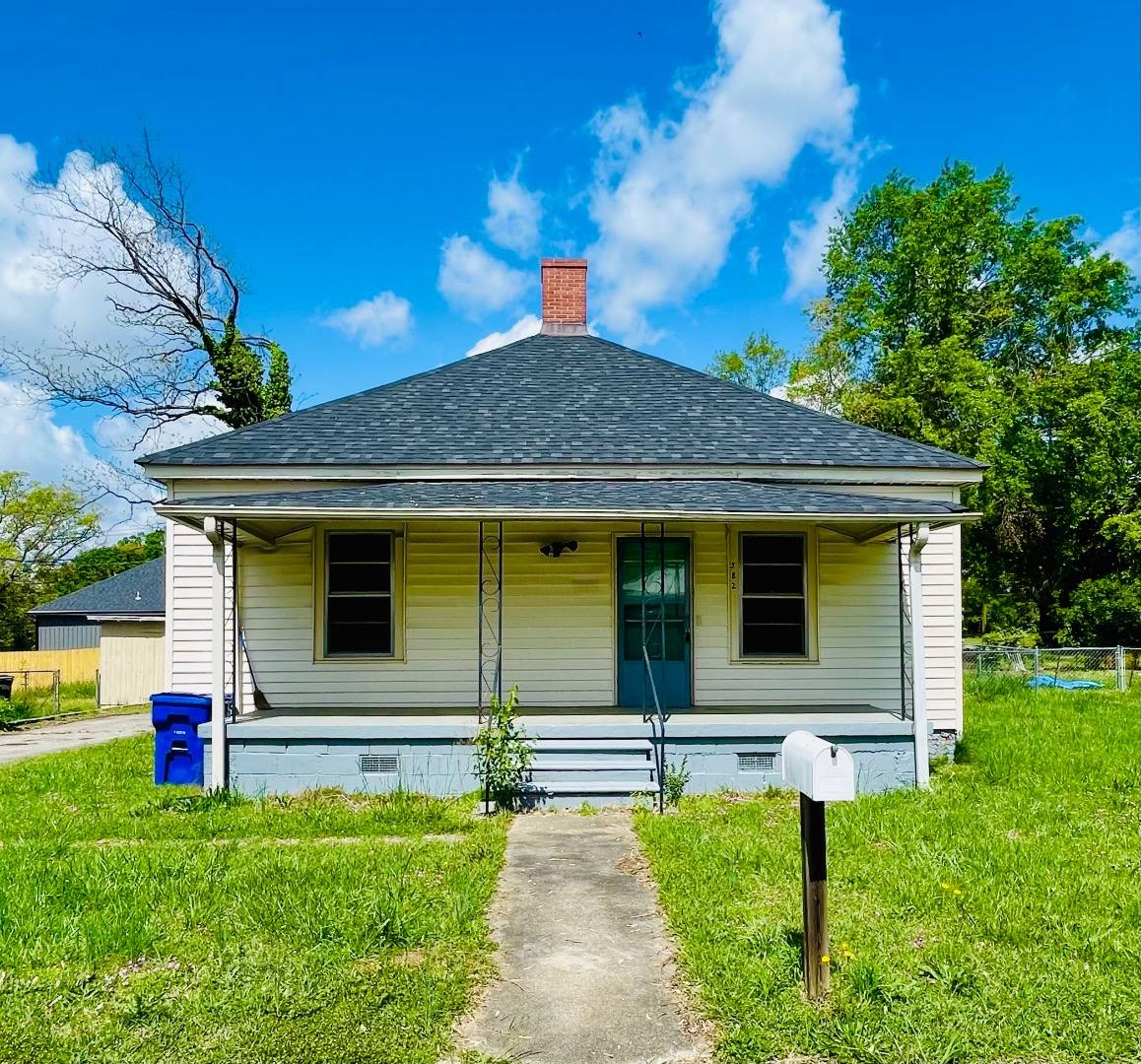 House for rent at 382 Wesley St, Spartanburg, SC 29303