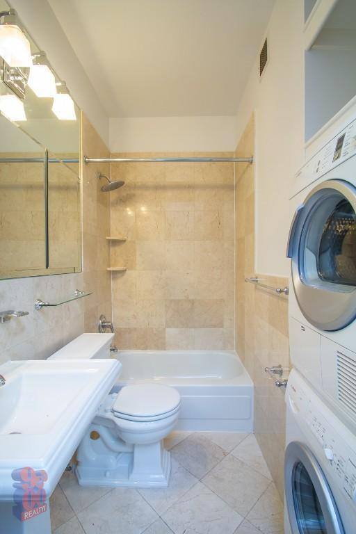 Apartment for rent at 89 Clinton St #3, New York, NY 10002