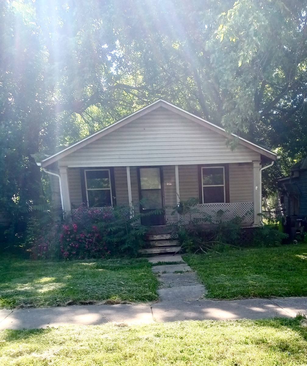 House for rent at 1311 N Walnut Grove Ave, Decatur, IL 62526