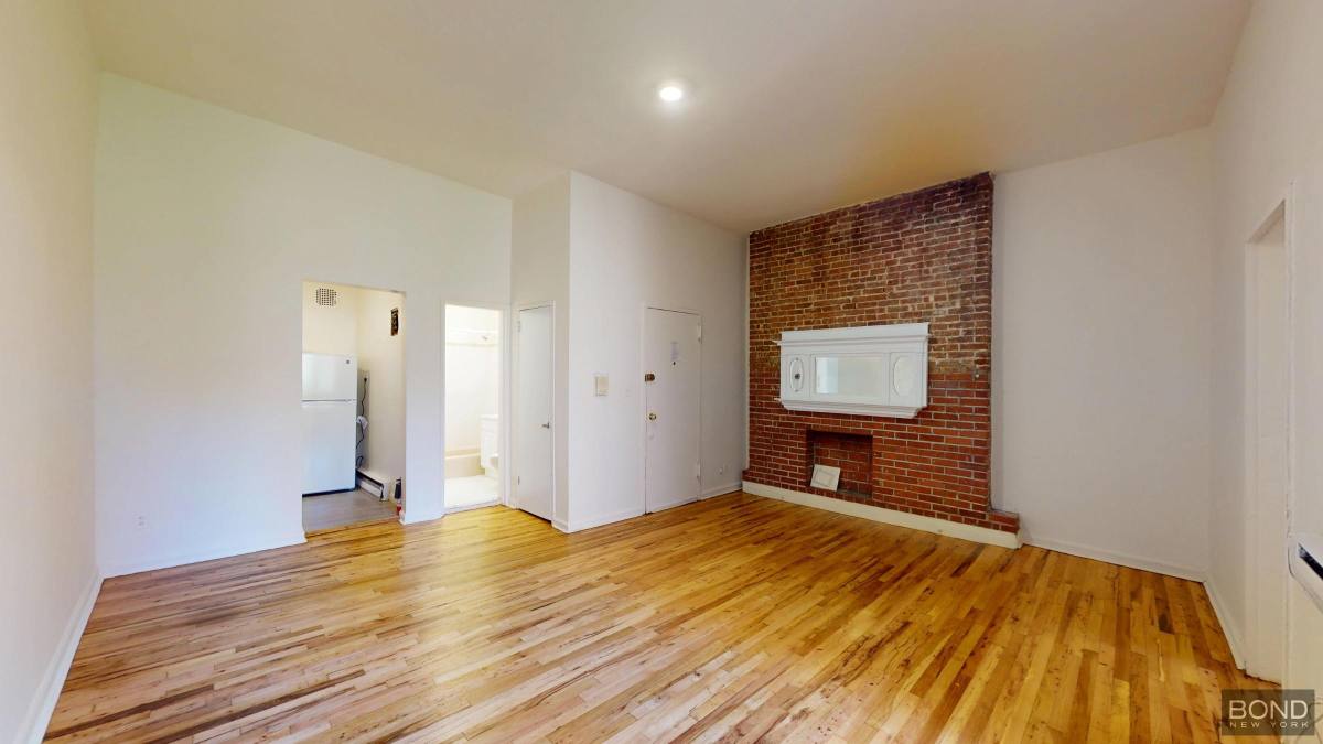 Apartment for rent at 269 W 73rd St #2B, New York, NY 10023