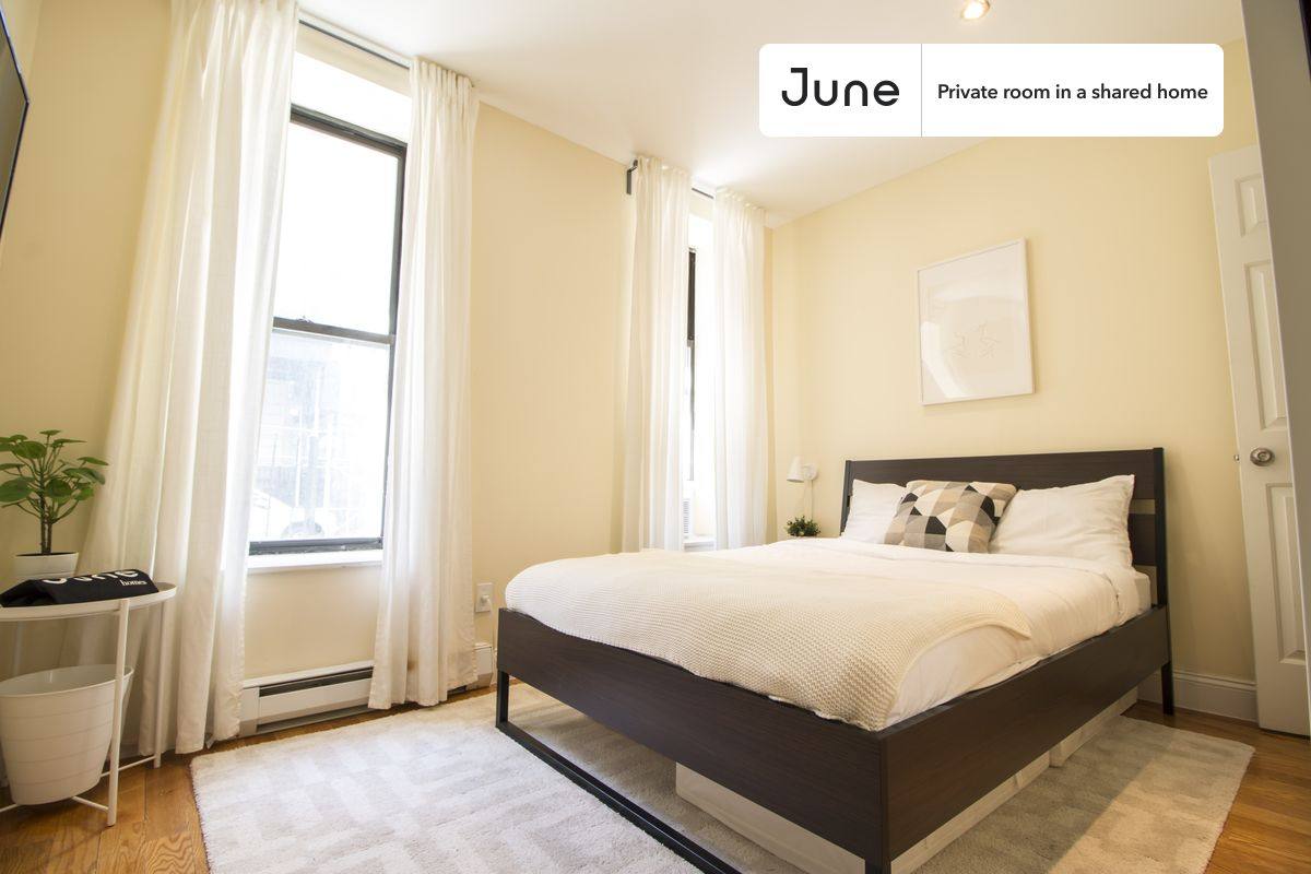 Apartment for rent at 15 W 107th St, New York, NY 10025