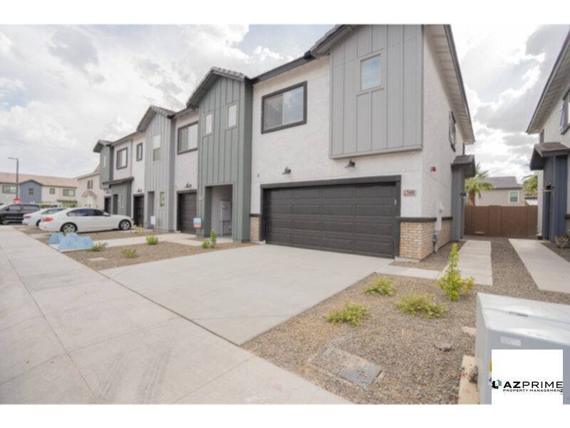 Townhouse for rent at 7444 S 75th Lane, Laveen, AZ 85339
