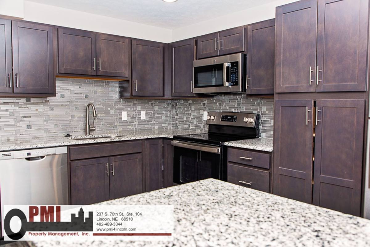 Apartment for rent at 4001 Holdrege St, Lincoln, NE 68503