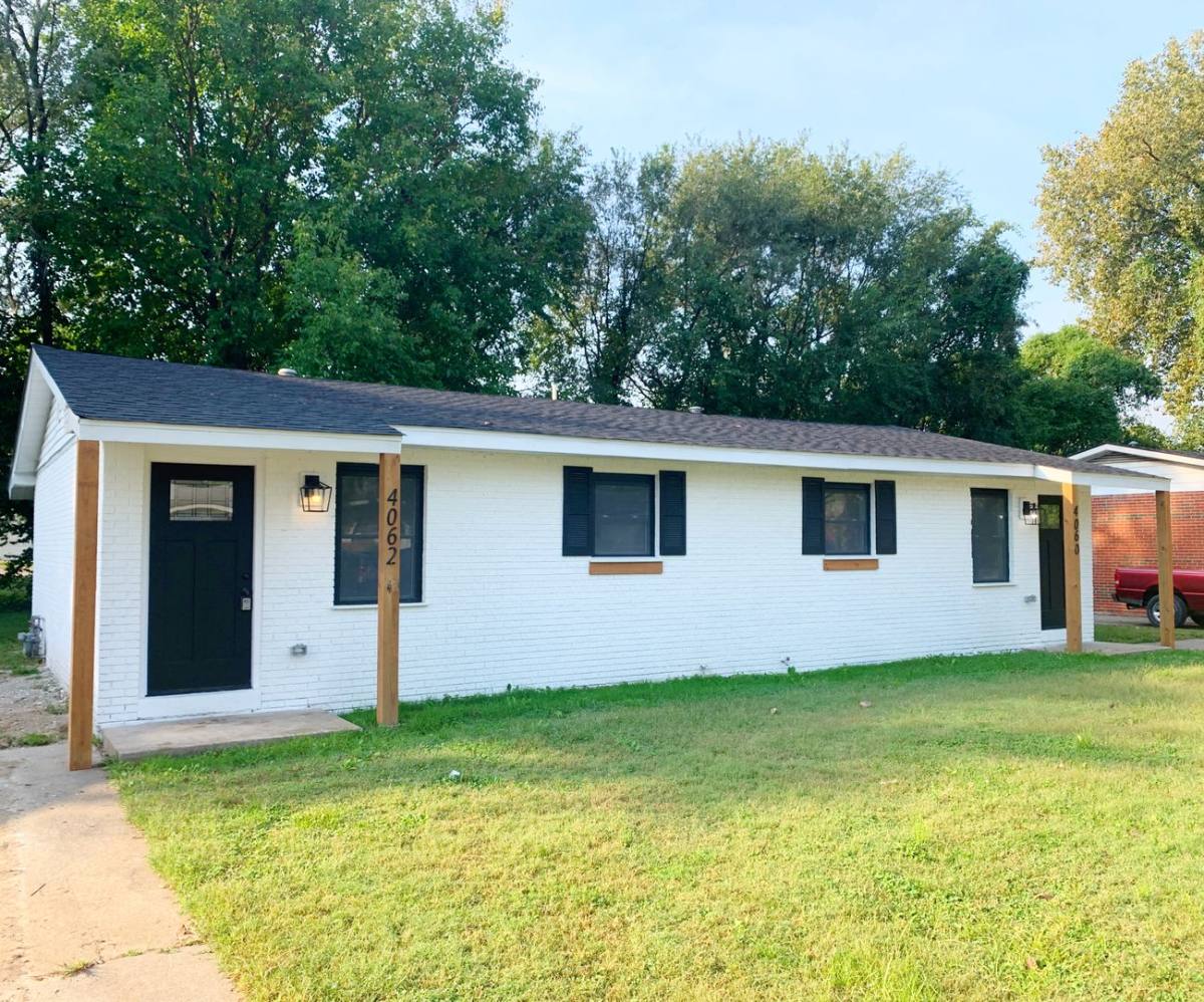 Apartment for rent at 4062 Bruene Ave, Granite City, IL 62040