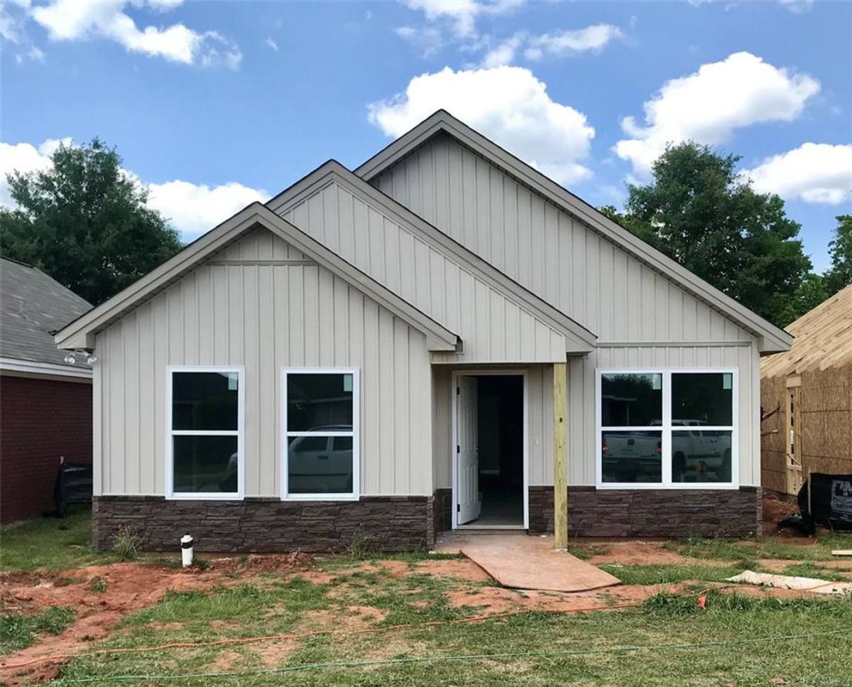 House for rent at 6240 Burbank Crossing Loop, Montgomery, AL 36117