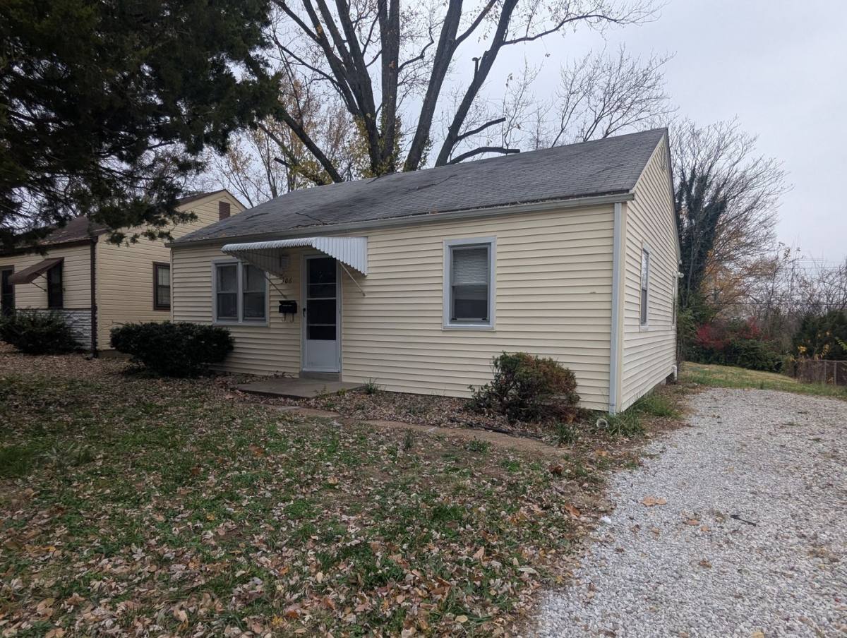 House for rent at 306 Mueller Ave, Saint Louis, MO 63135