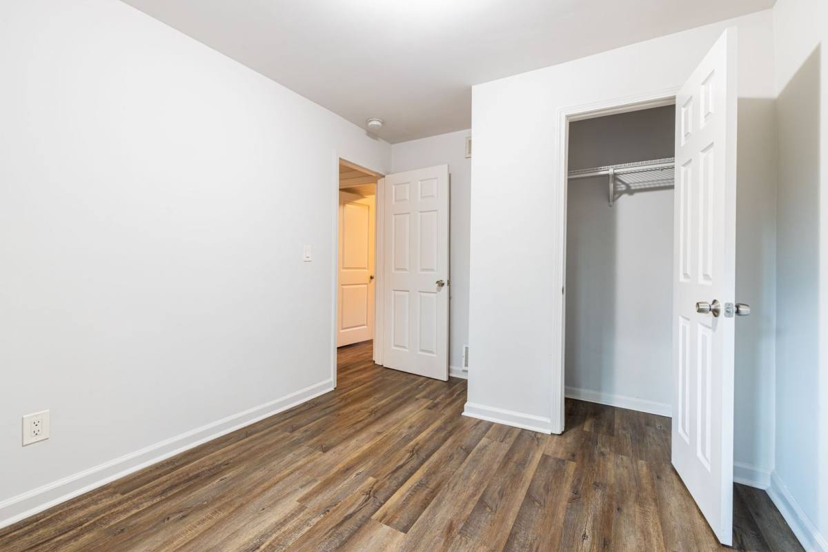 Apartment for rent at 340-352 Dixie Hills Circle NW, Atlanta, GA 30314