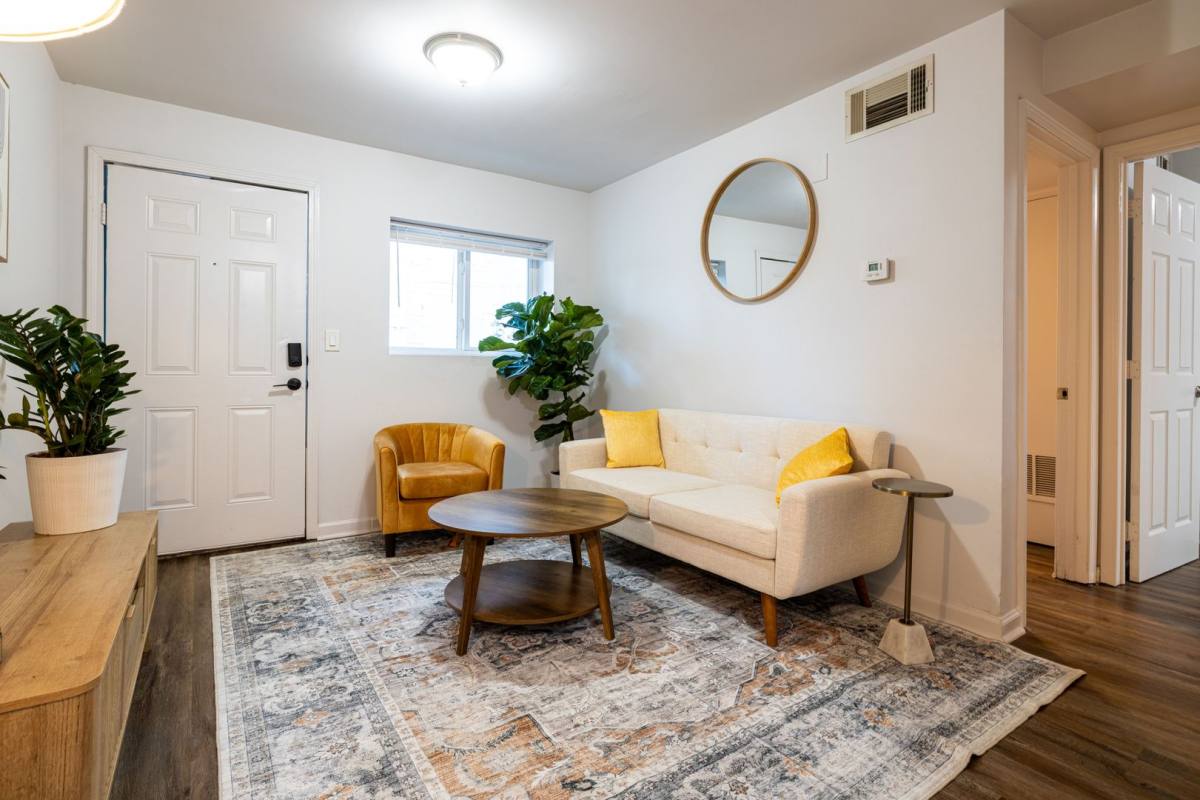 Apartment for rent at 340-352 Dixie Hills Circle NW, Atlanta, GA 30314