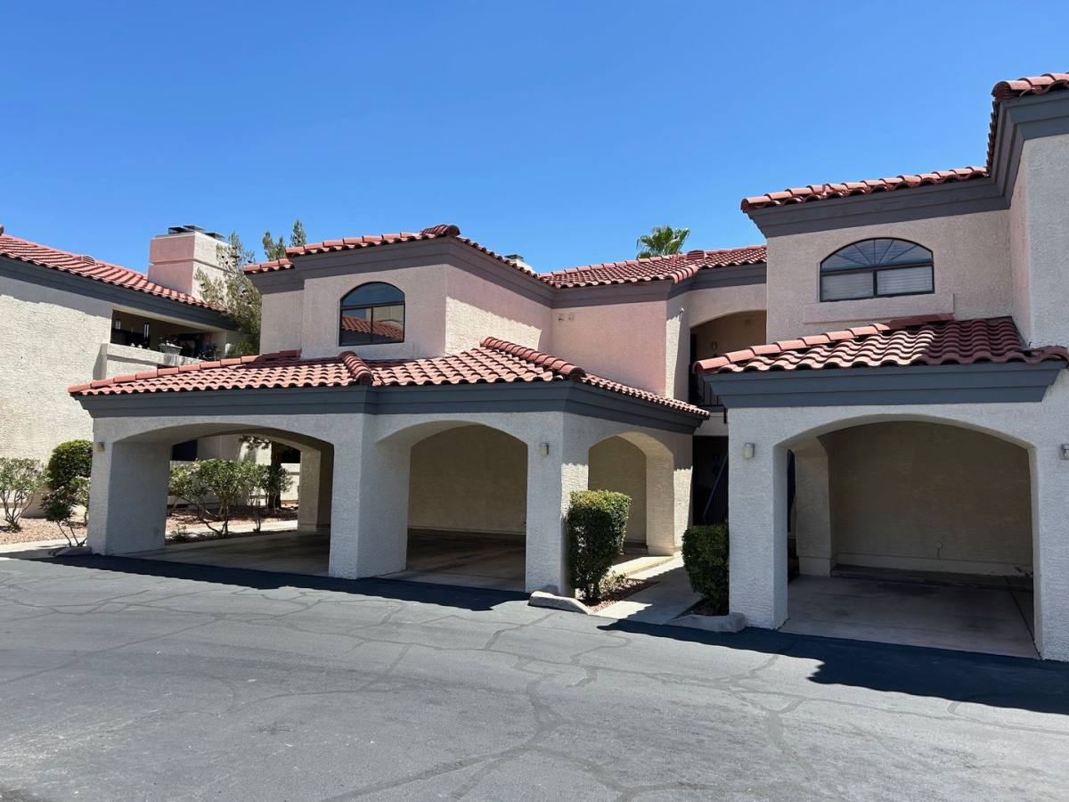 Condo for rent at 8455 W Sahara Ave, Las Vegas, NV 89117