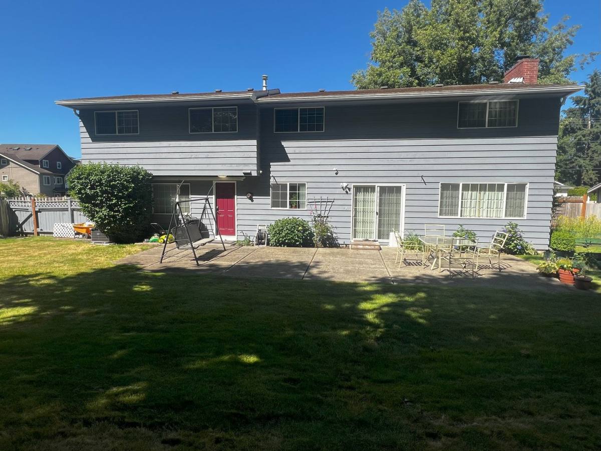House for rent at 448 156th Ave SE, Bellevue, WA 98007