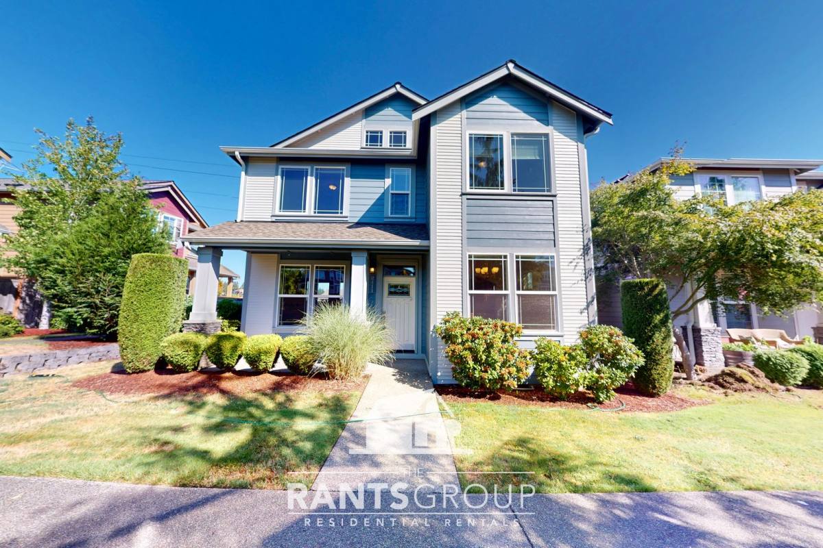 House for rent at 2411 43rd Ave SE, Puyallup, WA 98374