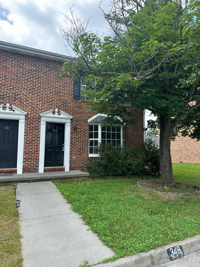 Townhouse for rent at 348 Valley Mill Rd, Winchester, VA 22602