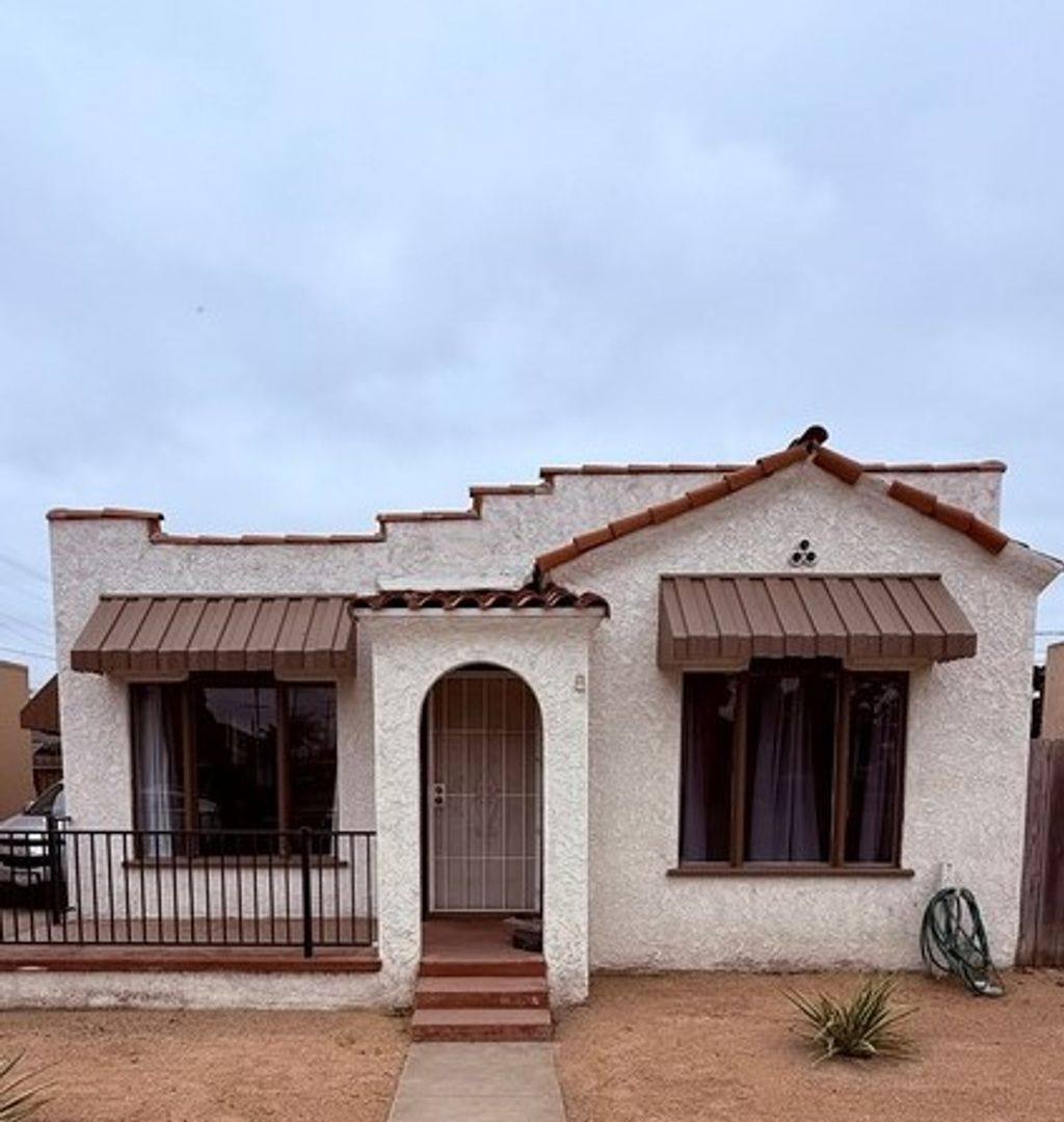 House for rent at 319 N Lincoln St, Santa Maria, CA 93458