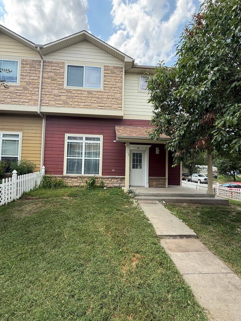 Townhouse for rent at 14 Fuller Circle, Junction City, KS 66441