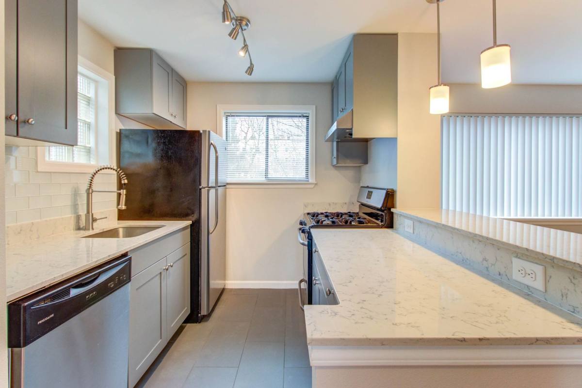 Apartment for rent at 1418 2nd Ave W, Seattle, WA 98119