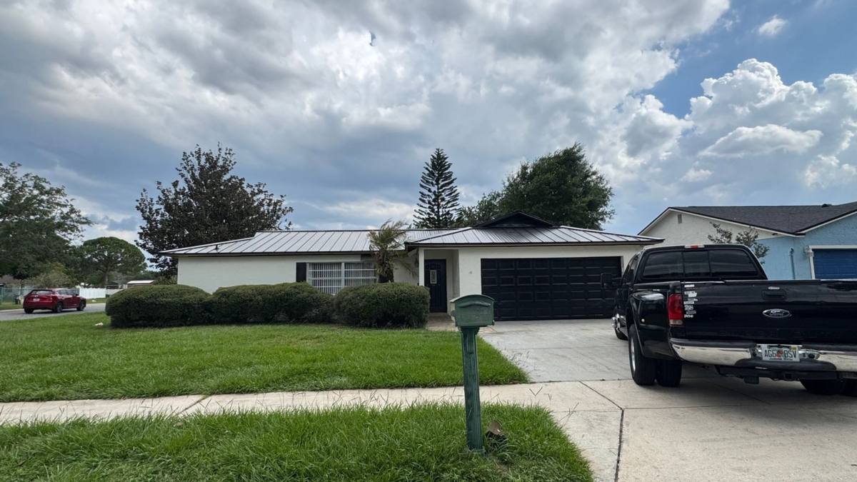 House for rent at 1422 Myrna Lane, Kissimmee, FL 34744