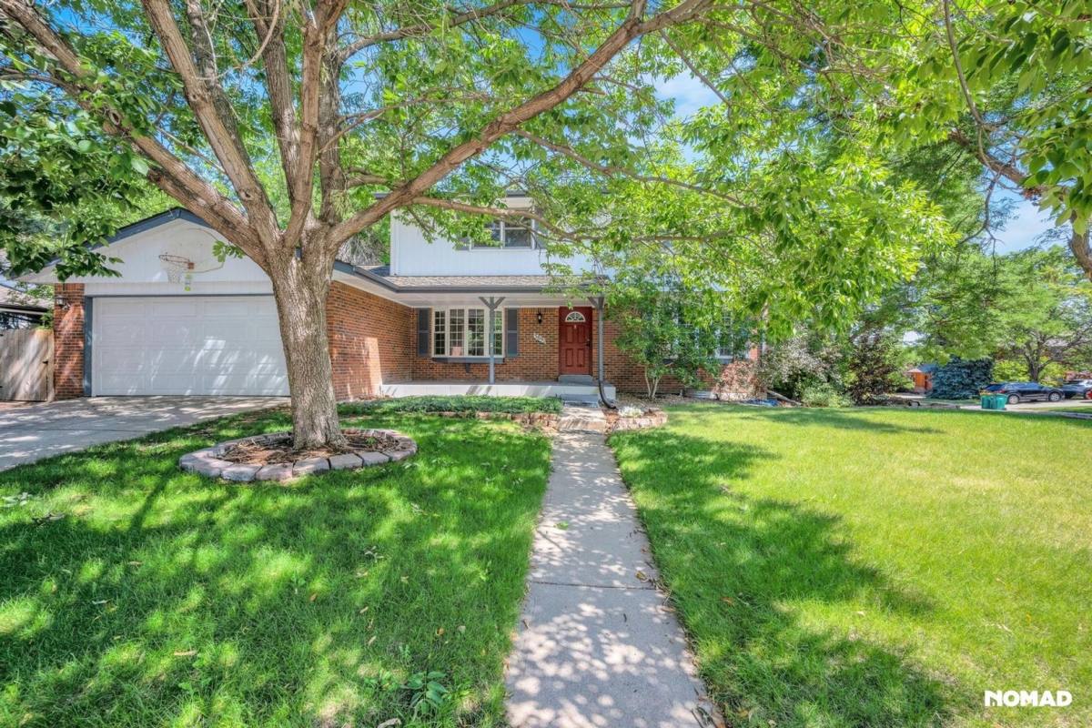 House for rent at 3891 E Long Court, Littleton, CO 80122