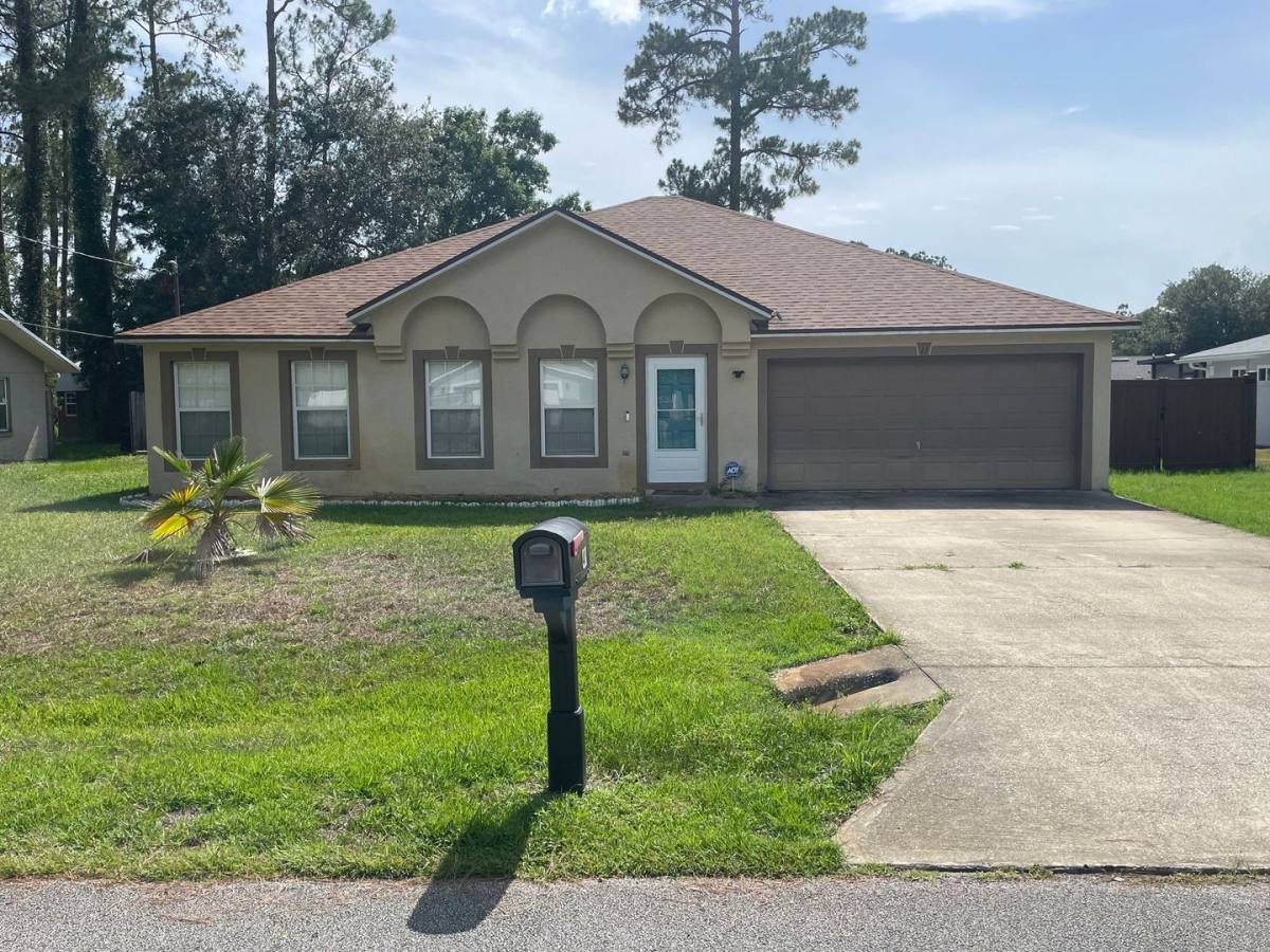 House for rent at 41 Bracken Lane, Palm Coast, FL 32137