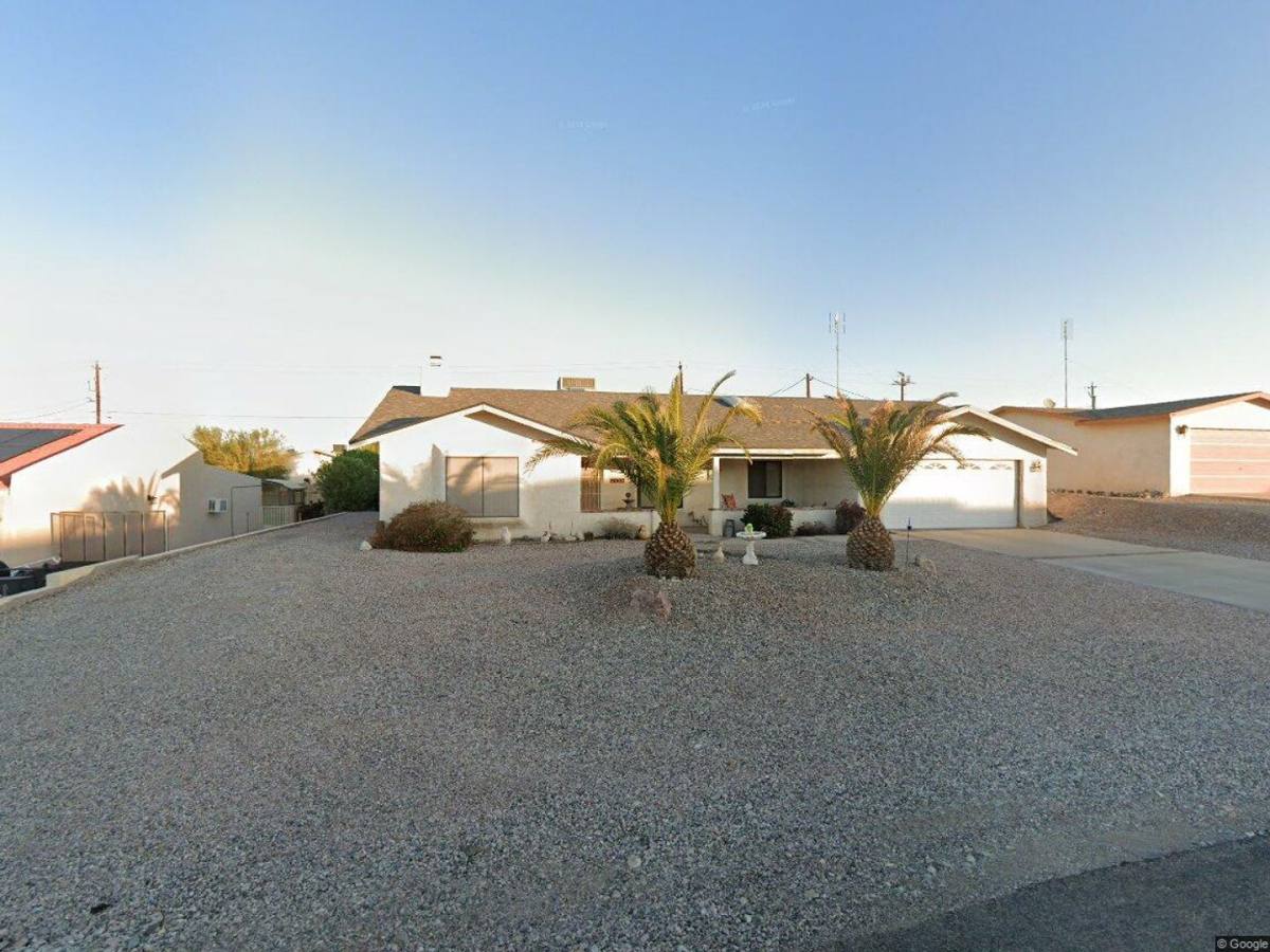 House for rent at 2085 Mimosa Dr, Lake Havasu City, AZ 86403