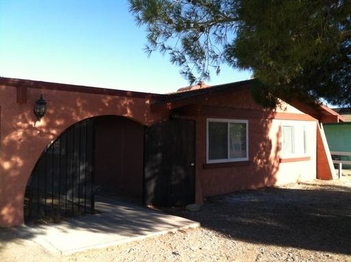 Apartment for rent at 13625 Rancherias Rd, Apple Valley, CA 92308