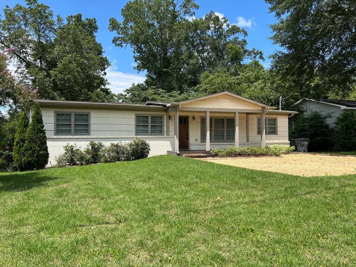 House for rent at 3228 Ridgely Court, Birmingham, AL 35243