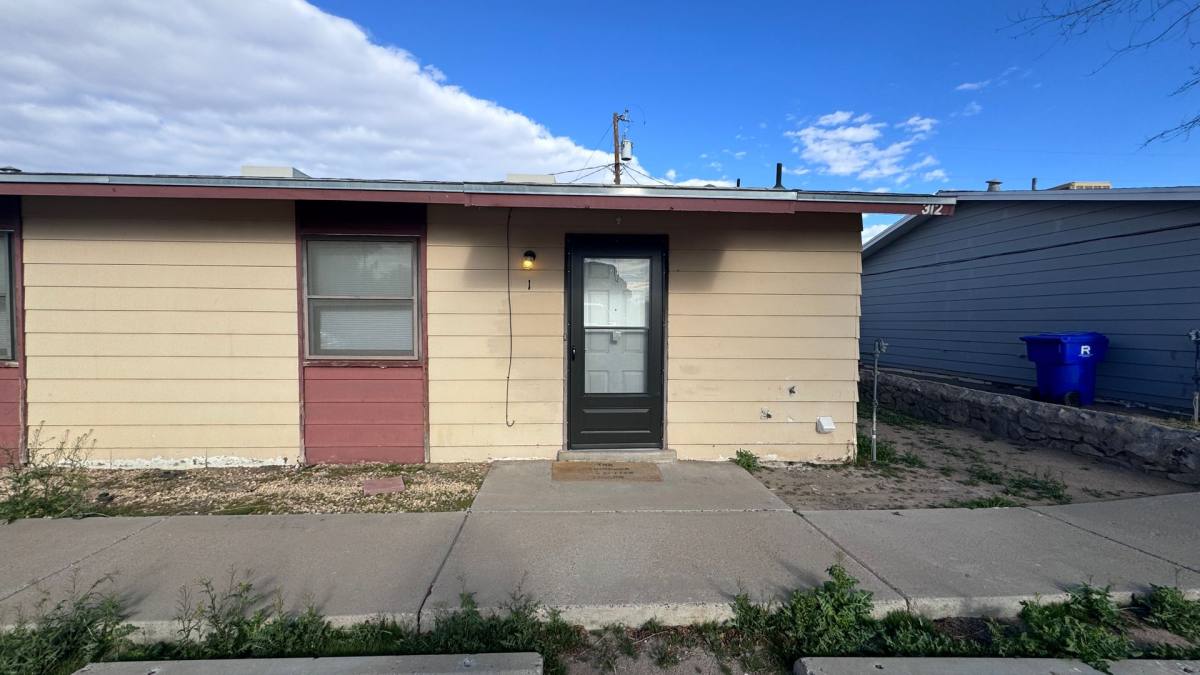 Apartment for rent at 312 Richard Dr, Las Cruces, NM 88001