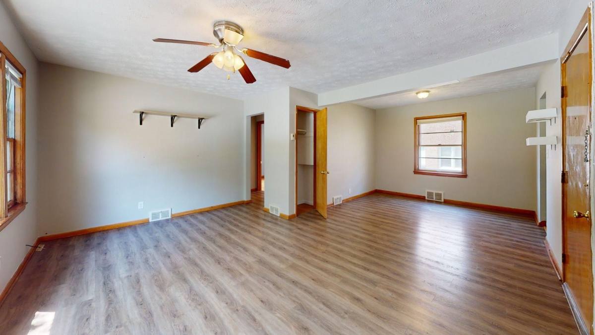 Apartment for rent at 3239 Silsby Rd, Cleveland, OH 44118
