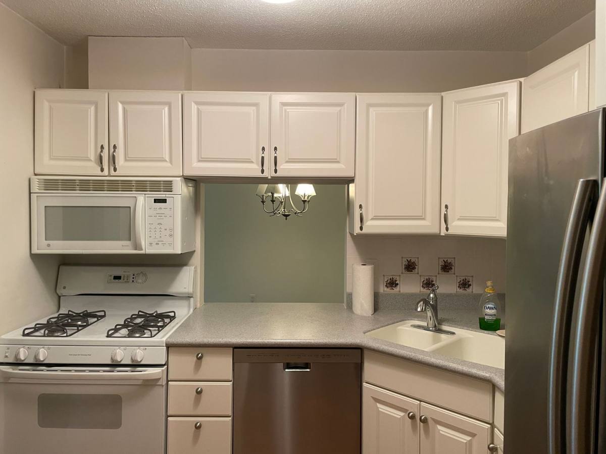 Condo for rent at 7500 Cahill Rd, Minneapolis, MN 55439