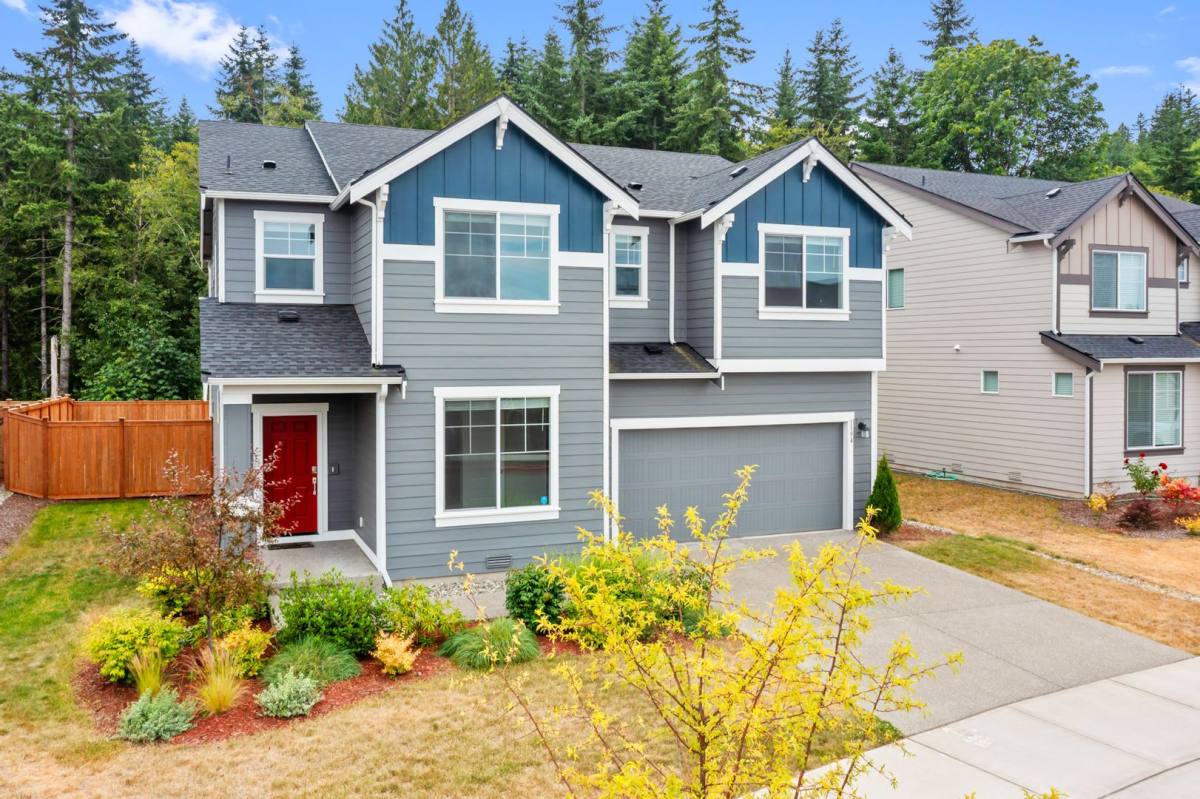 House for rent at 1194 Panoramic Loop, Bremerton, WA 98312