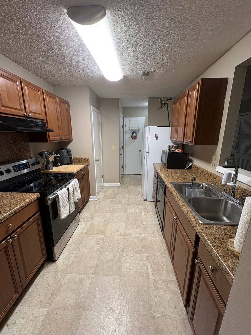 Apartment for rent at 1195 Village Creek, Mount Pleasant, SC 29464