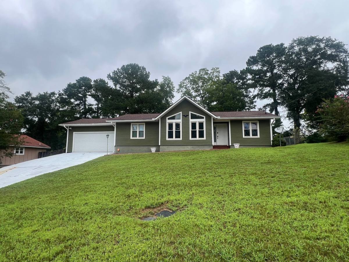 House for rent at 114 Cahaba St, Enterprise, AL 36330