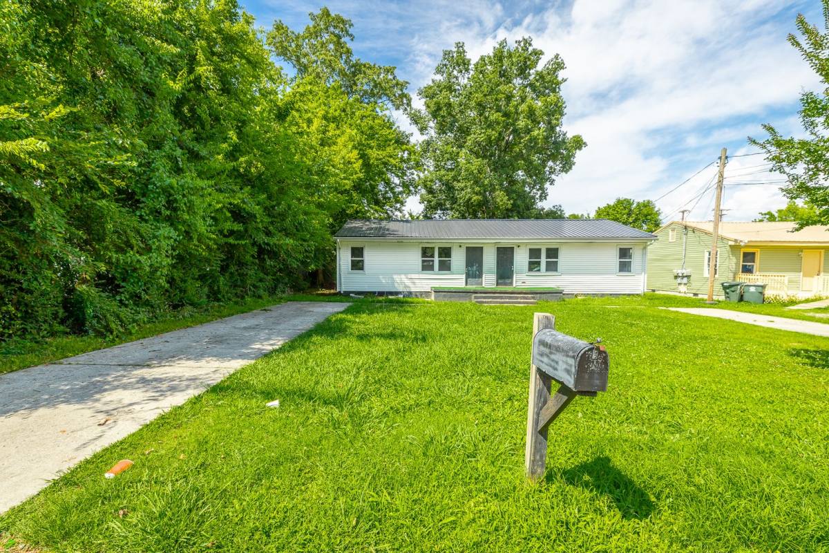 Apartment for rent at 5107 Sunbeam Ave, Chattanooga, TN 37411