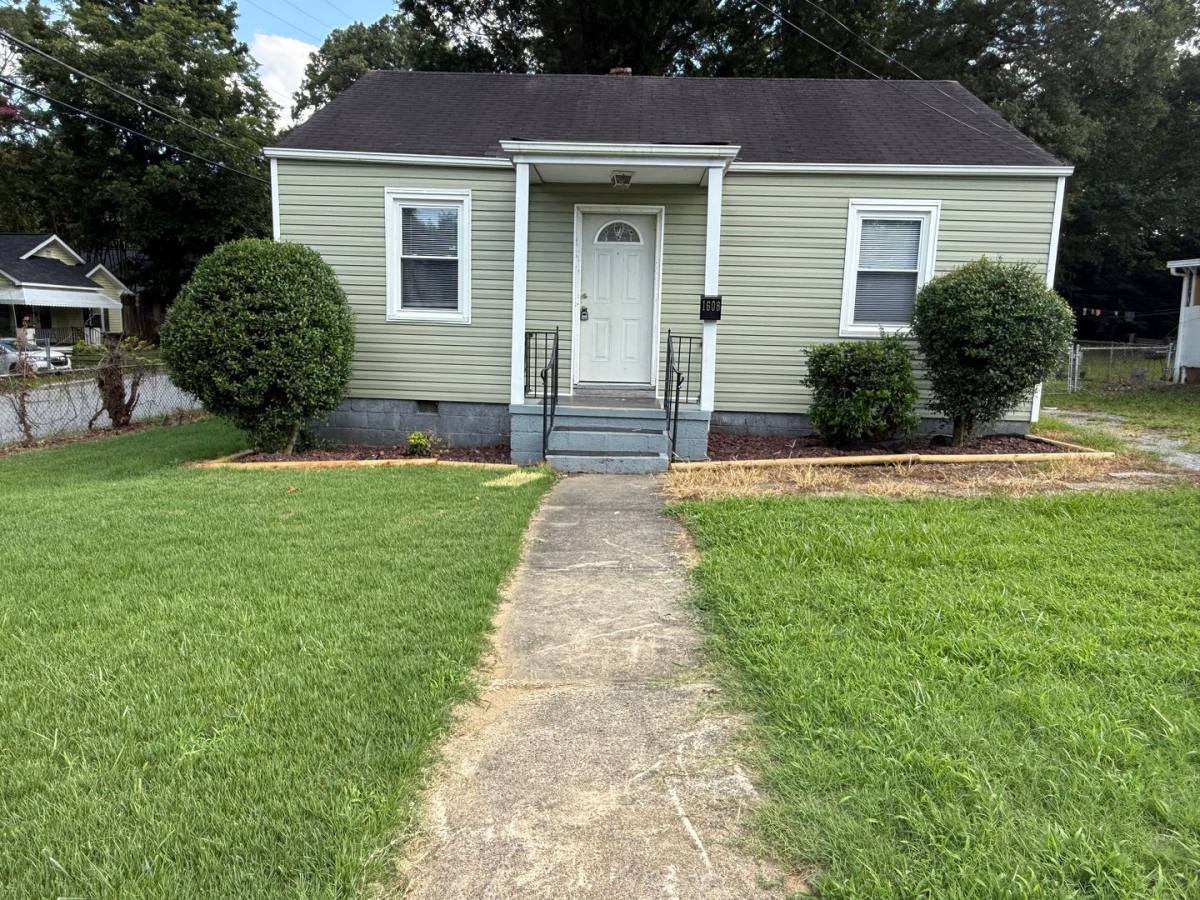 House for rent at 1608 E Sprague St, Winston Salem, NC 27107