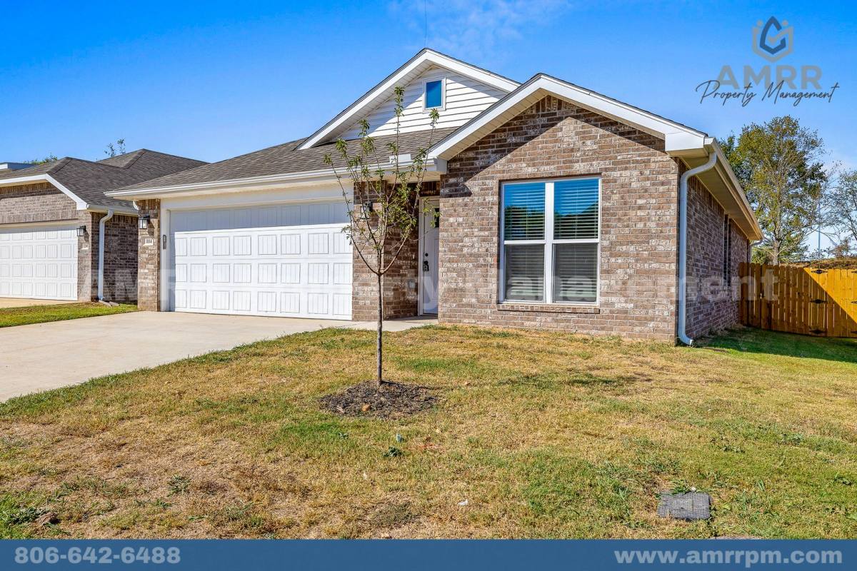 House for rent at 1114 SW 2nd Ave, Gentry, AR 72734