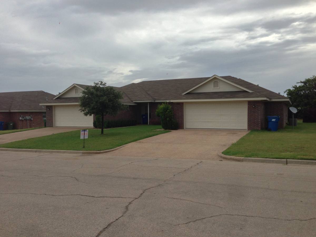 House for rent at 614 Park Lane, Hewitt, TX 76643