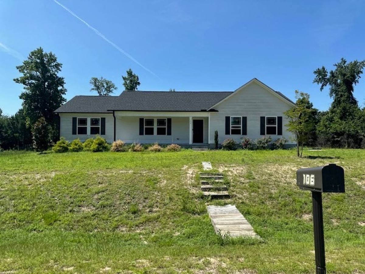 House for rent at 106 Fern St, Dudley, NC 28333