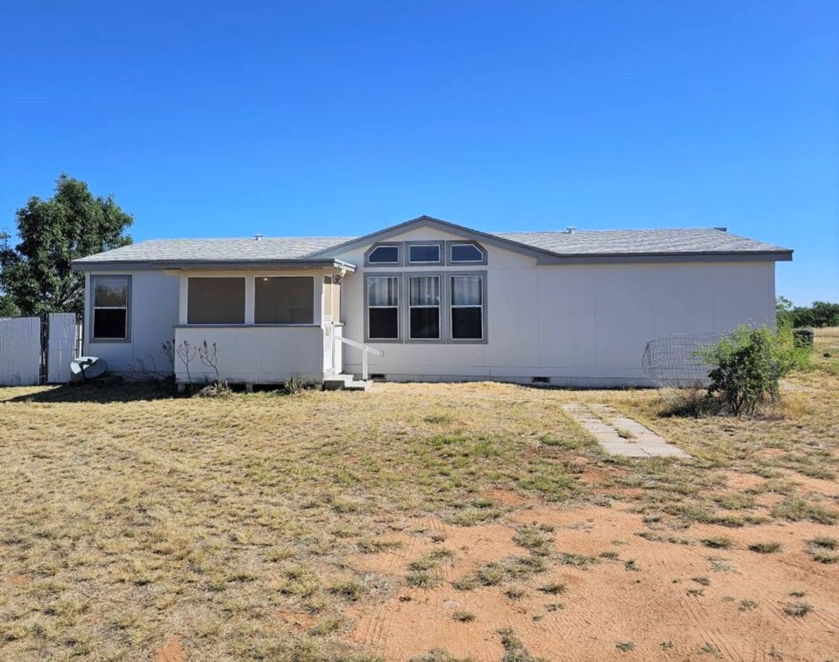 House for rent at 3280 W Yavapai Place, Benson, AZ 85602