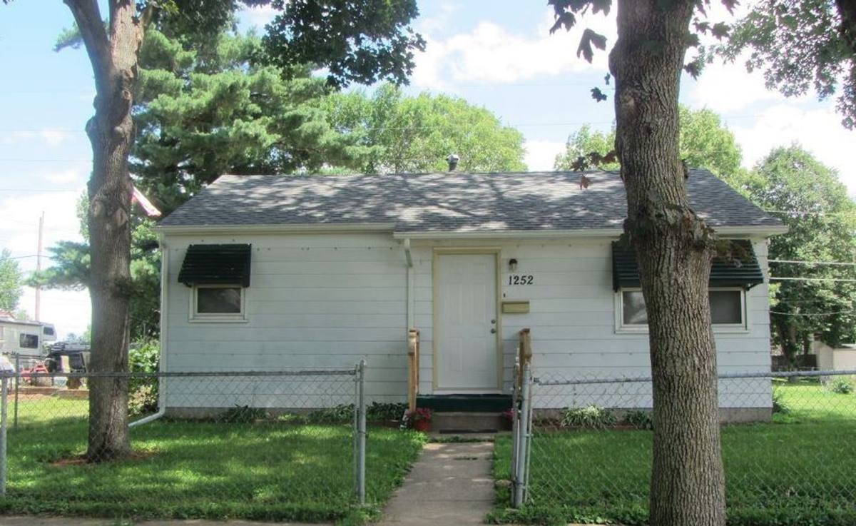 House for rent at 1252 Ackermant St, Waterloo, IA 50703