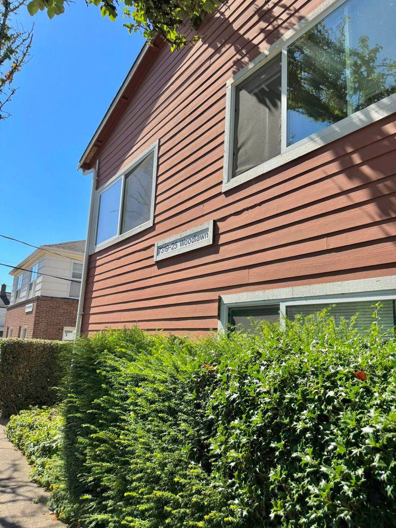 Apartment for rent at 7325 Woodlawn Ave NE, Seattle, WA 98115