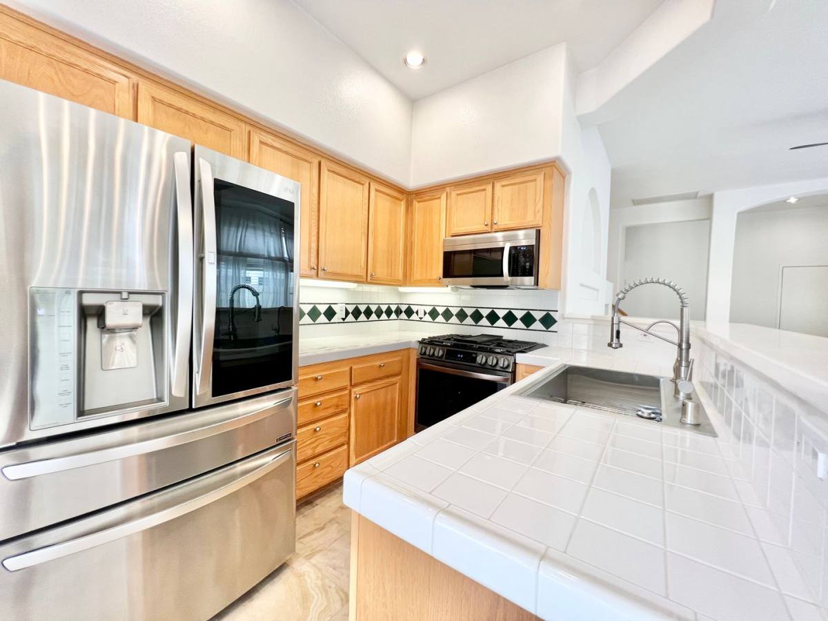 House for rent at 7575 Hazard Center Dr, San Diego, CA 92108