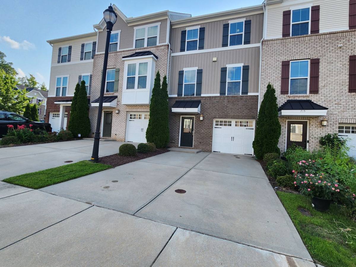 House for rent at 713 Suffield Way, Cary, NC 27519