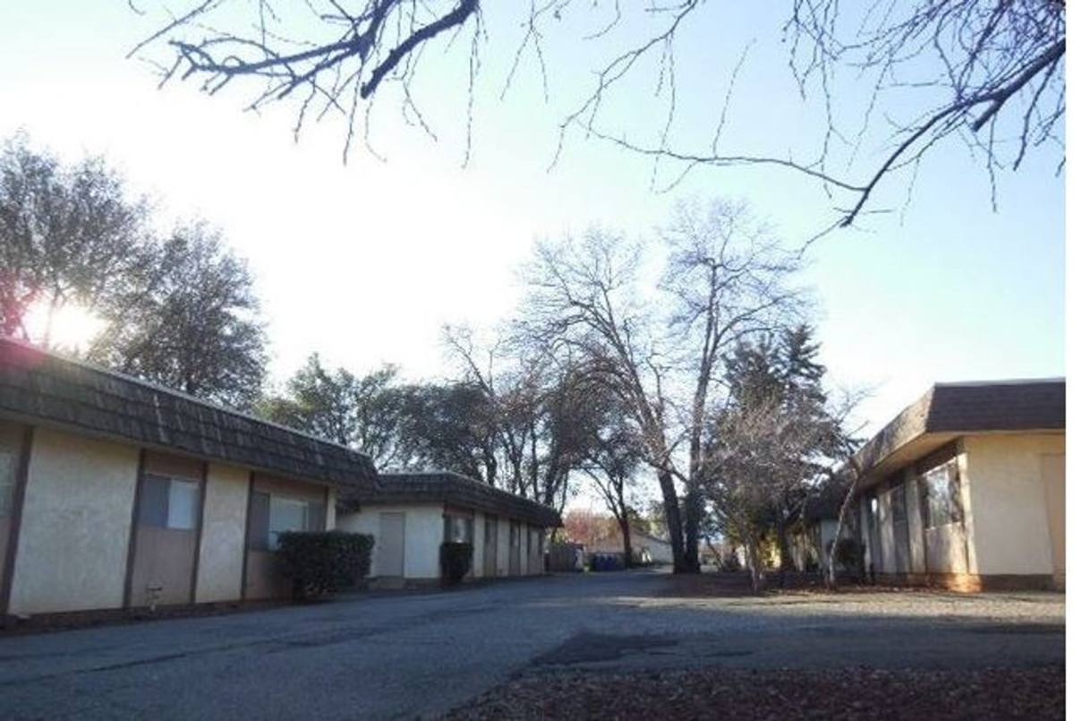 Apartment for rent at 3141 Lawrence Rd, Redding, CA 96002
